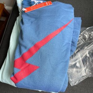 NWT Sundry bolt oversized sweatshirt